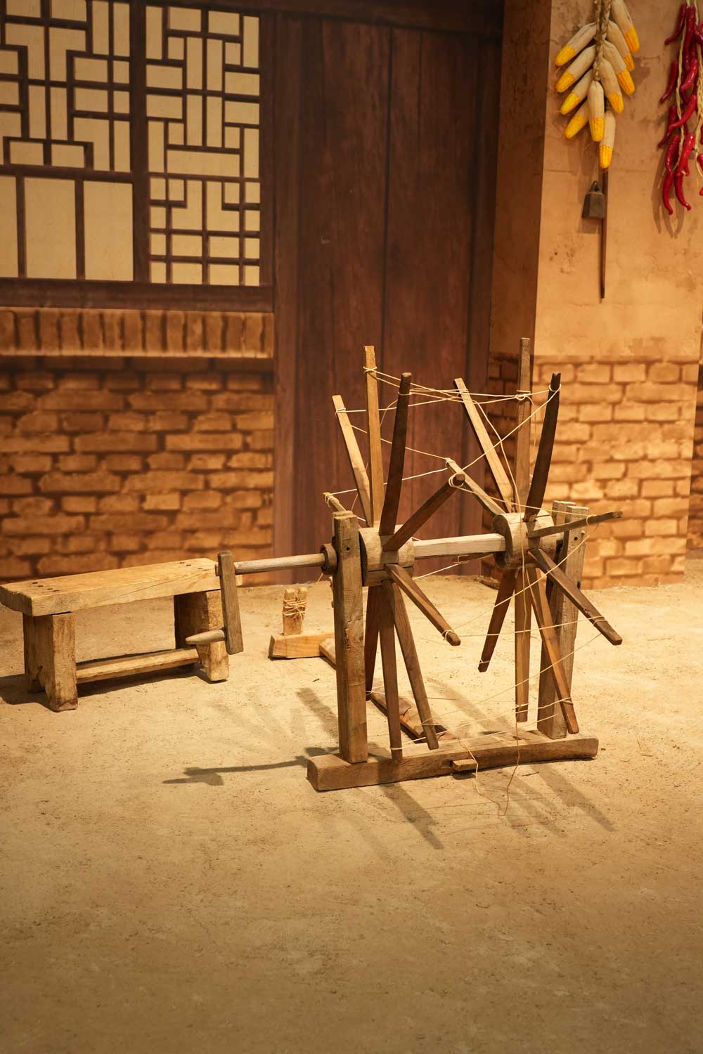 纺车(图1)
