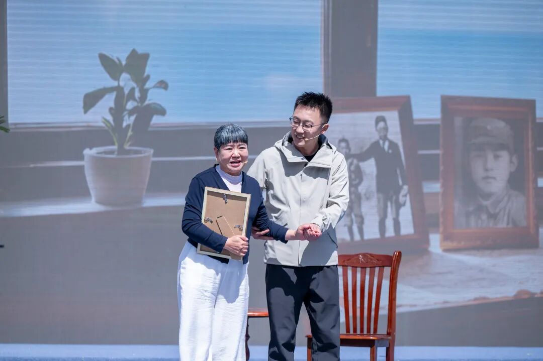 “缅怀先烈铸忠魂 铭记历史践实绩”延庆区第十届清明诗会圆满举办(图5) “缅怀先烈铸忠魂 铭记历史践实绩”延庆区第十届清明诗会圆满举办(图5)